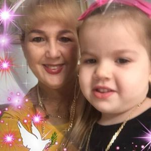 Meet your Posher, Miriam